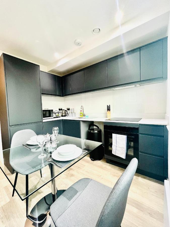 Stylish Studio Apartment Near To Old Trafford Stadium 맨체스터 외부 사진
