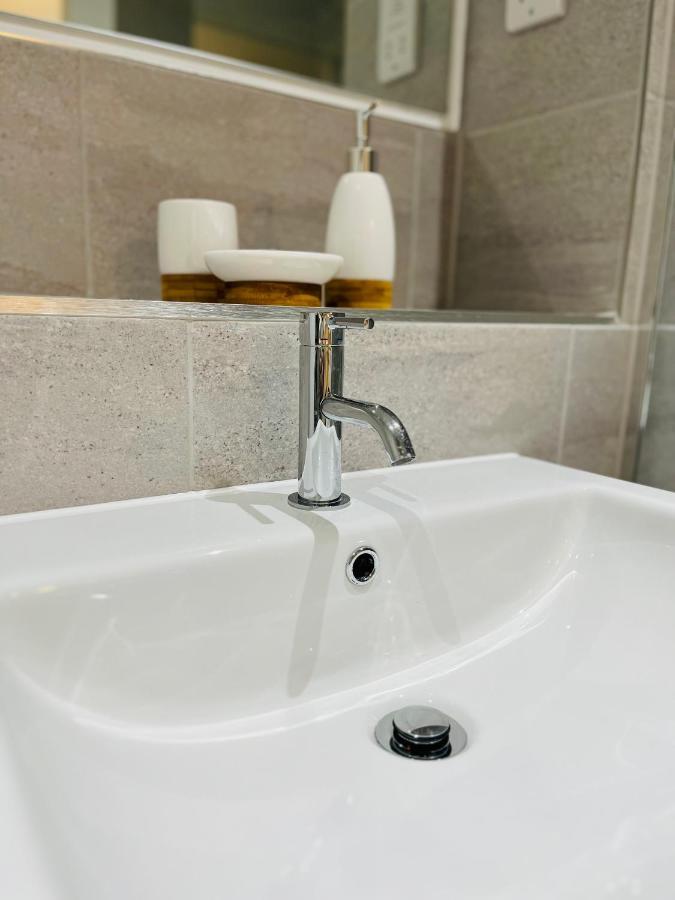 Stylish Studio Apartment Near To Old Trafford Stadium 맨체스터 외부 사진